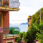 Апартаменты Joivy Bright 2-bedroom Flat With Terrace Near The *