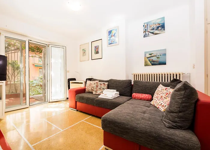 Joivy Bright 2-bedroom Flat With Terrace Near The Lejlighed *